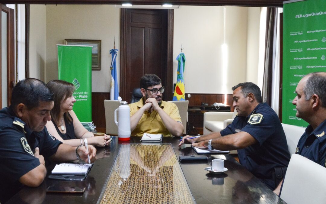 El Intendente Municipal dialogó con el nuevo Comisario de Región Interior Sur