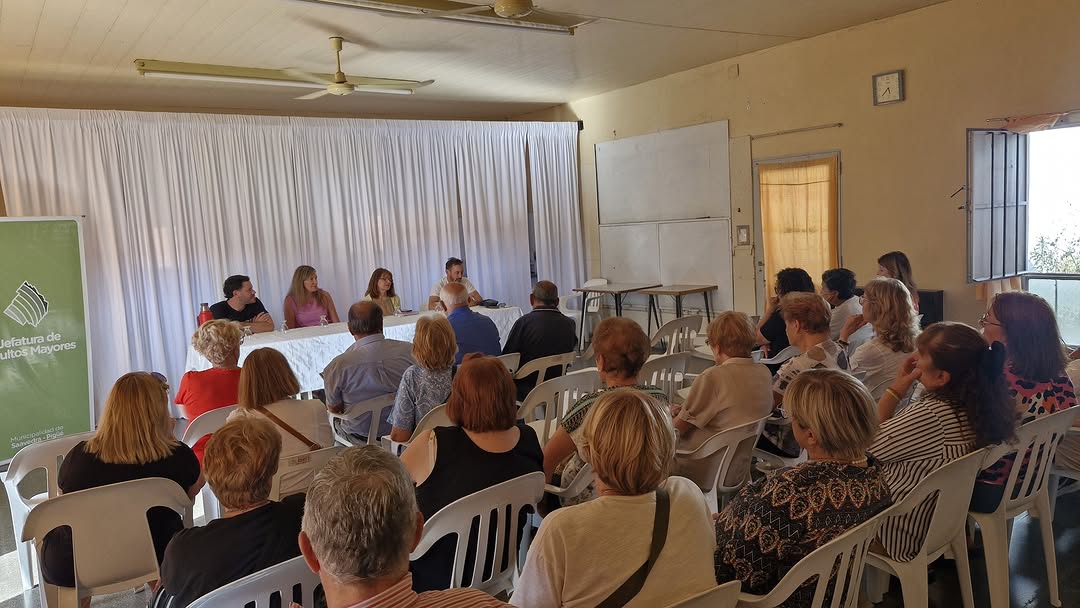 Charla informativa sobre PAMI