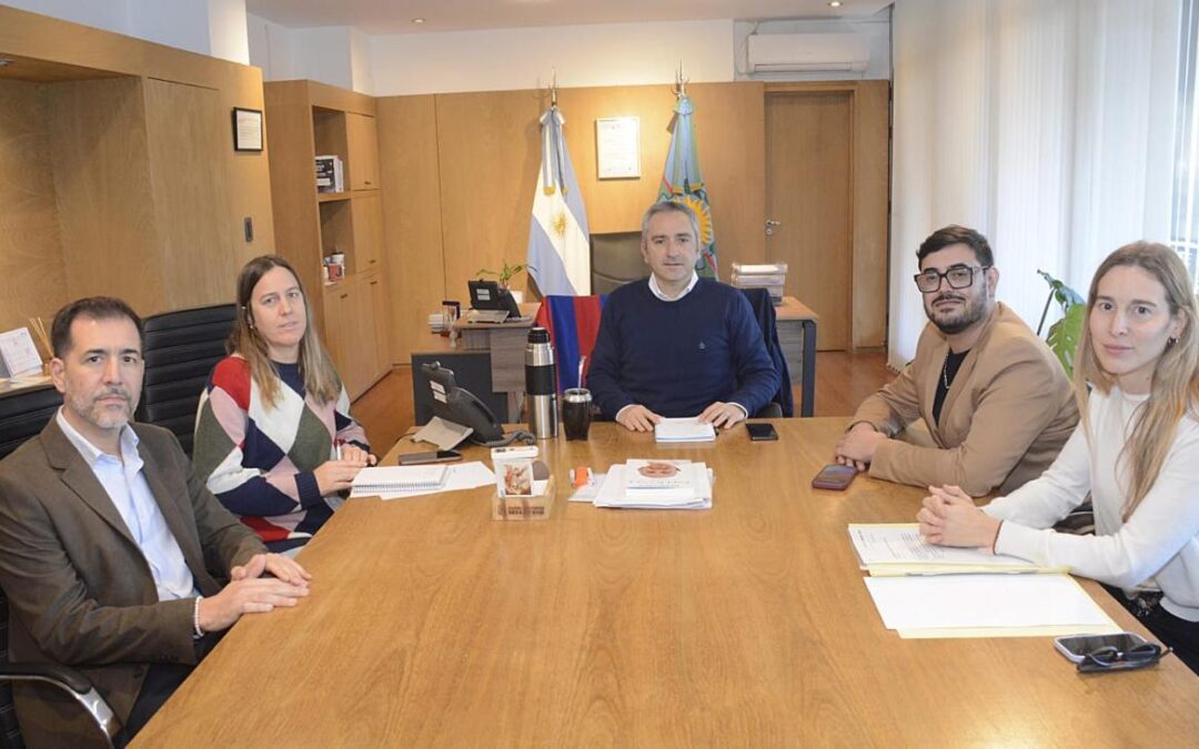 Fortaleciendo políticas sociales con el acompañamiento del Gobierno Provincial