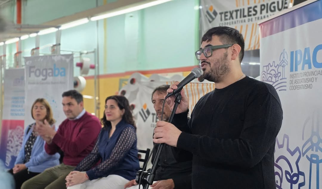 Jornada Cooperativa en Textiles Pigüé
