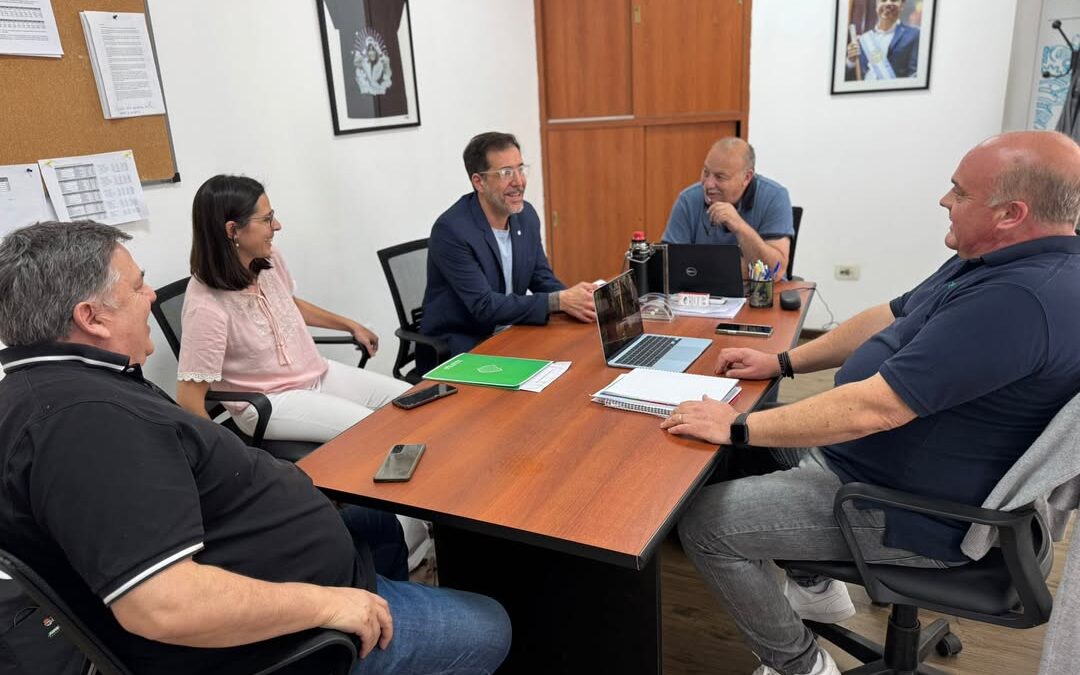 El Intendente Interino Mariano Mansilla estuvo reunido con autoridades de IOMA